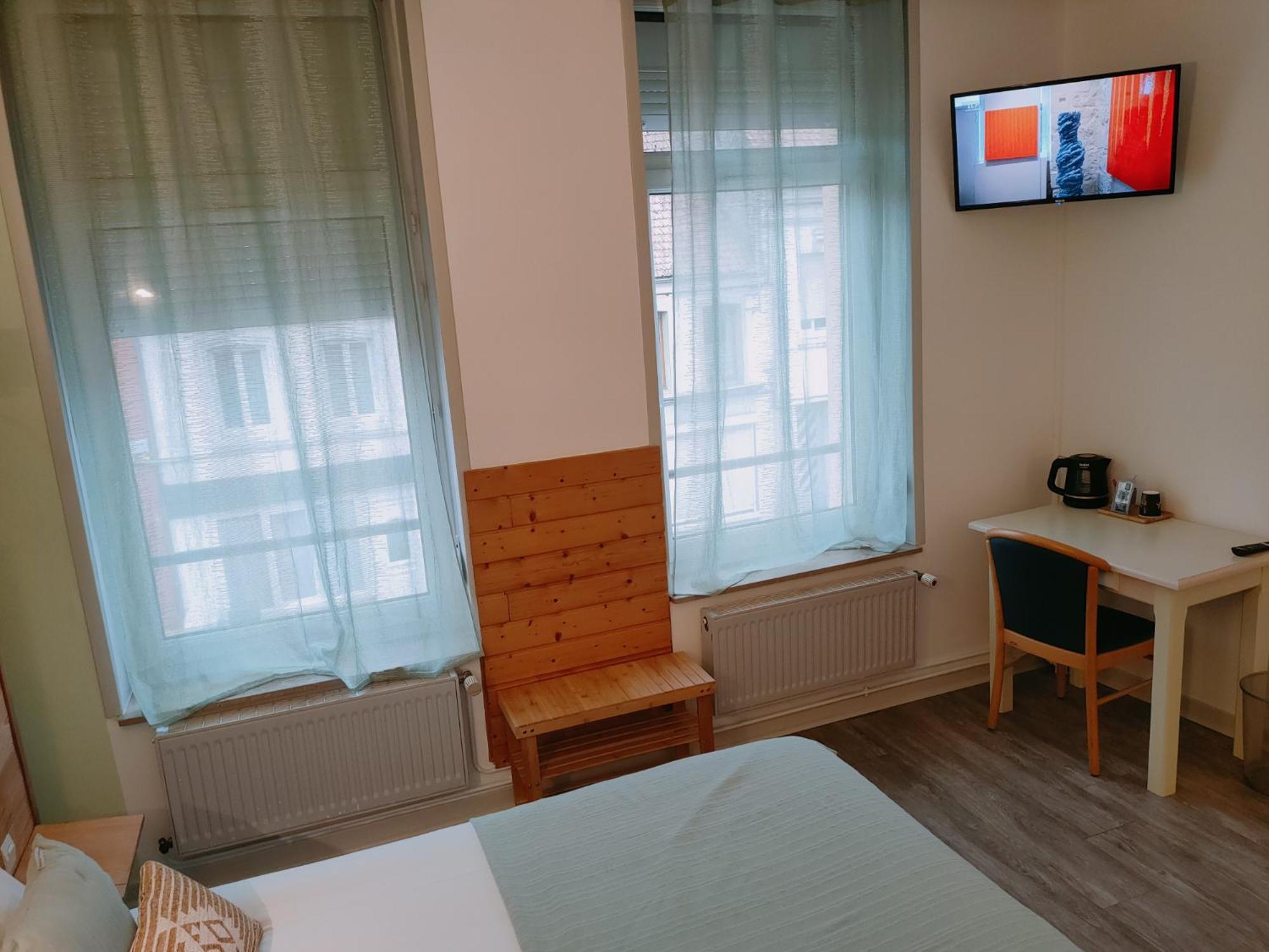 Le Royal Hotel Saint-Pol-sur-Ternoise Dış mekan fotoğraf